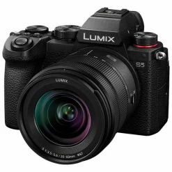 Panasonic UE Lumix DC-S5 / R20-60mm - 24.20 Mpx, Plein Format - Appareils Hybrides