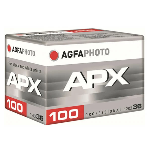 Agfa APX 100 - 135/36 - Appareils Photo Analogiques 1 Agfa APX 100 - 135/36 - Appareils Photo Analogiques
